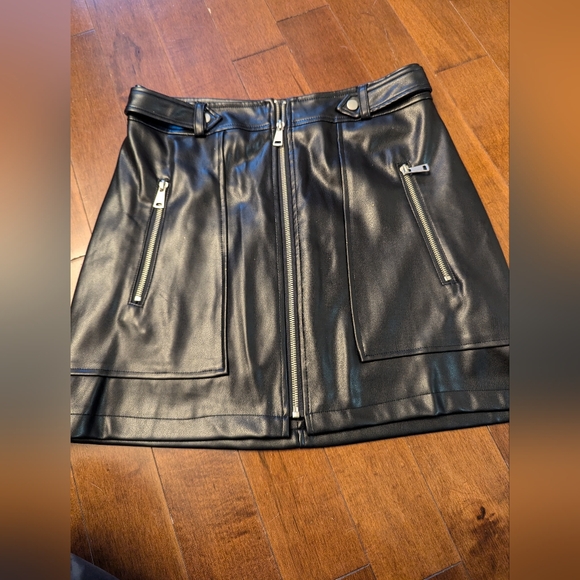 7 for all mankind Vegan leather biker skirt - Picture 1 of 3